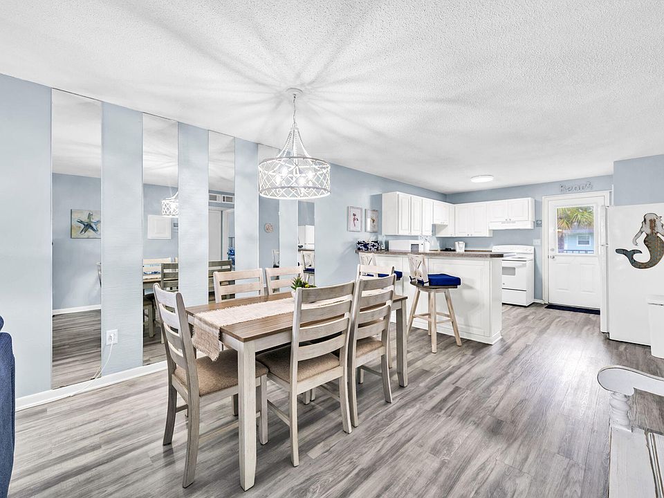 1st image of 885 Santa Rosa Blvd Unit 203-C