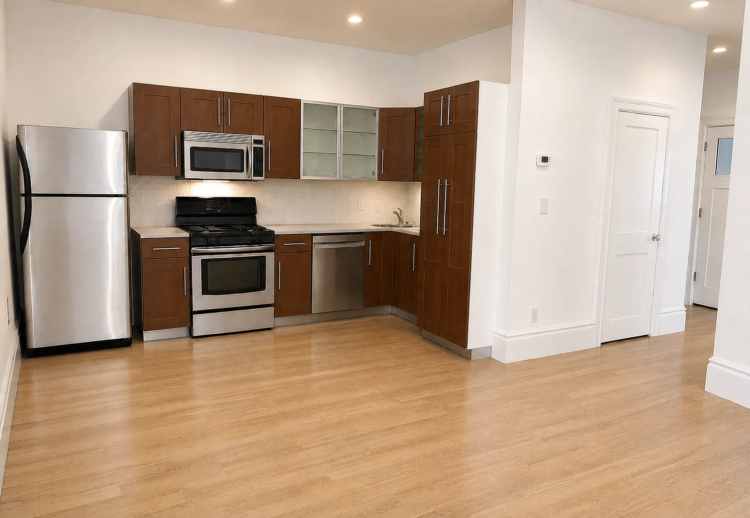1 bed, 530 sqft, $2,850 — Photo 1