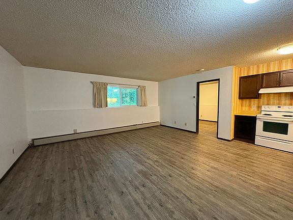 3rd image of 4953 Dartmouth Dr #11