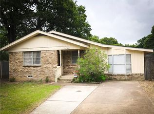 8250 Old Homestead Dr, Dallas, TX 75217