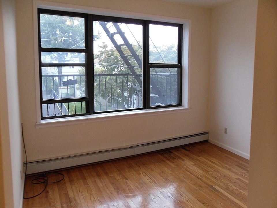 2nd image of 333 2nd Ave APT 32