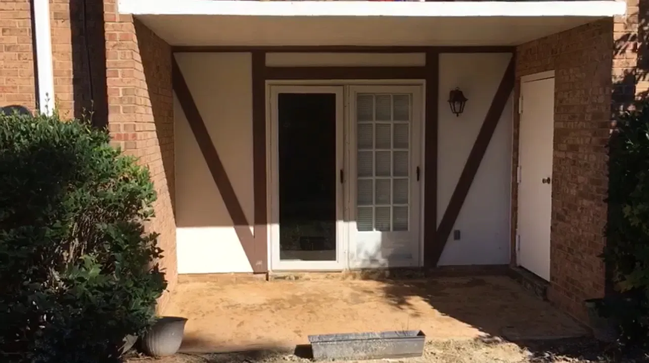 3 bed, $1,600 — Photo 1
