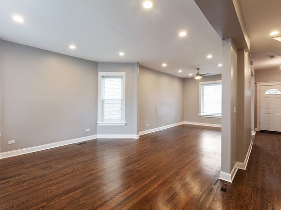 4th image of 7045 S Eberhart Ave
