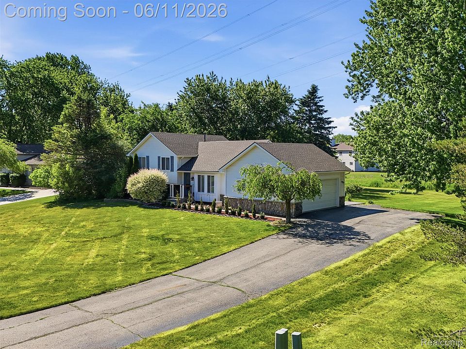 1st image of 1087 Eagle Nest Dr
