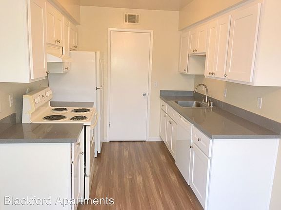 2nd image of 3801 Blackford Ave APT 10