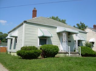 1216 Rowe St, Akron, OH 44306