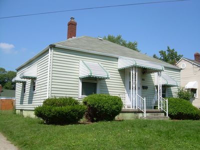 1216 Rowe St, Akron, OH, 44306