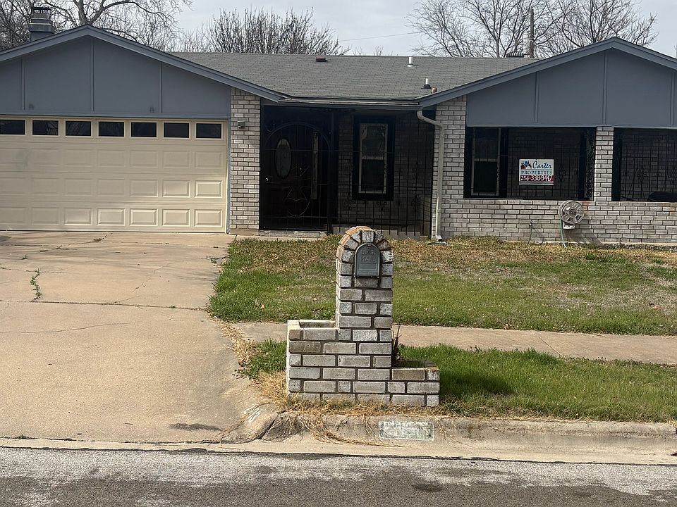 1st image of 2103 Sherman Dr