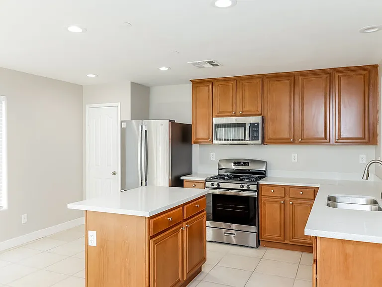 71 Branch Field Ave — Photo 9