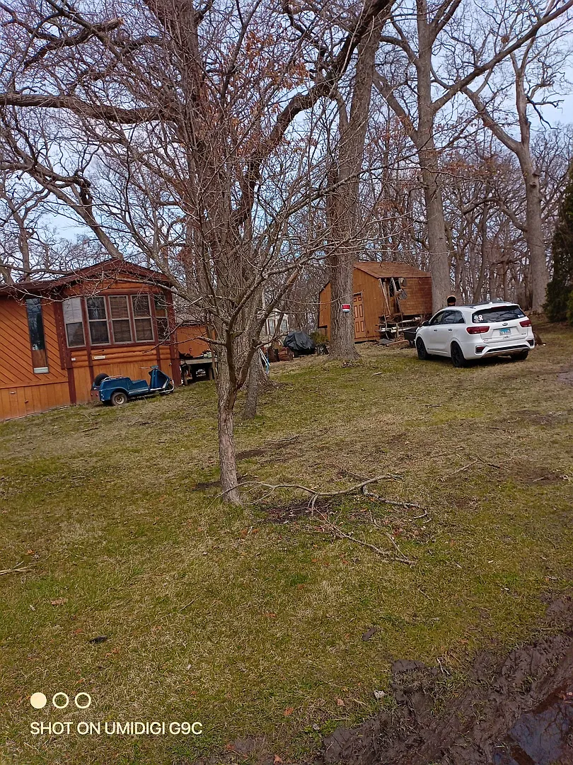 27 Oyster Bay photo 1
