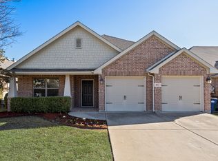 892 Honey Locust Dr, Fate, TX 75087