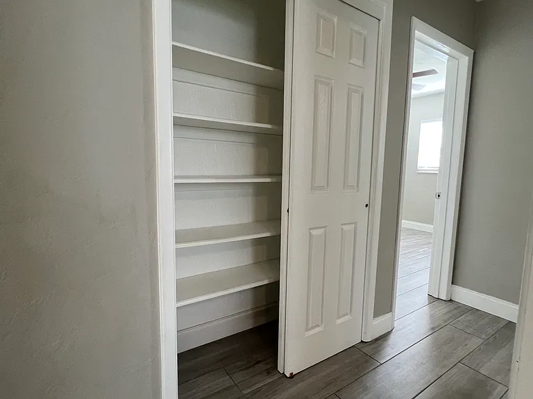 12149 Ridge Rd — Photo 9