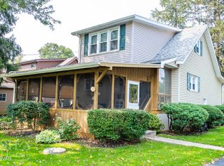 94 Hill St, Mill Hall, PA 17751