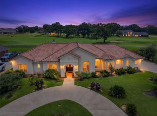 230 Lawrence Marshall Dr, Hempstead, TX 77445