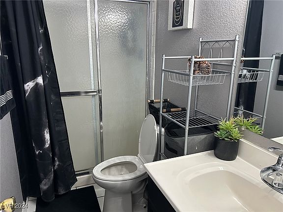 3rd image of 2253 Short Pine Dr #0