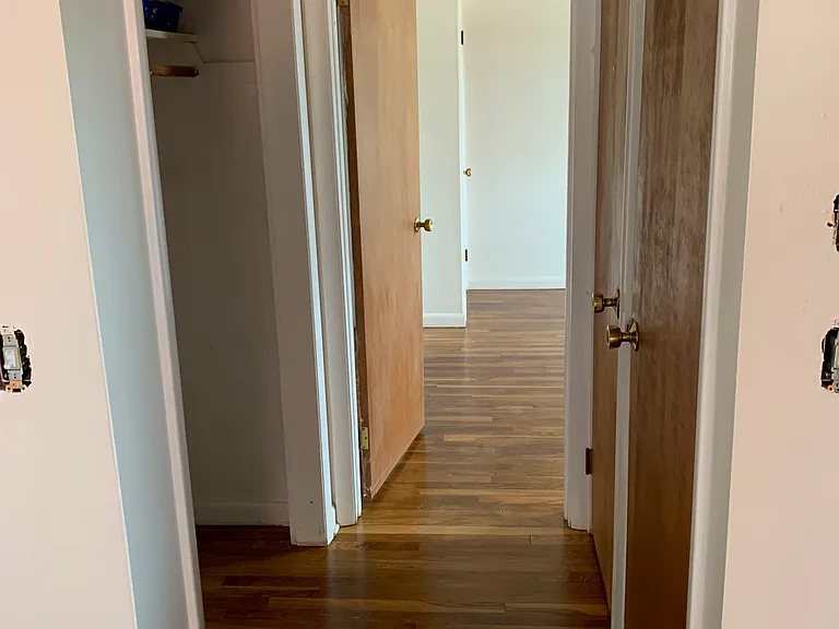 22 Park Pl #9R — Photo 3
