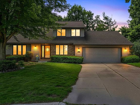 3rd image of 2641 Poplar Springs Cir