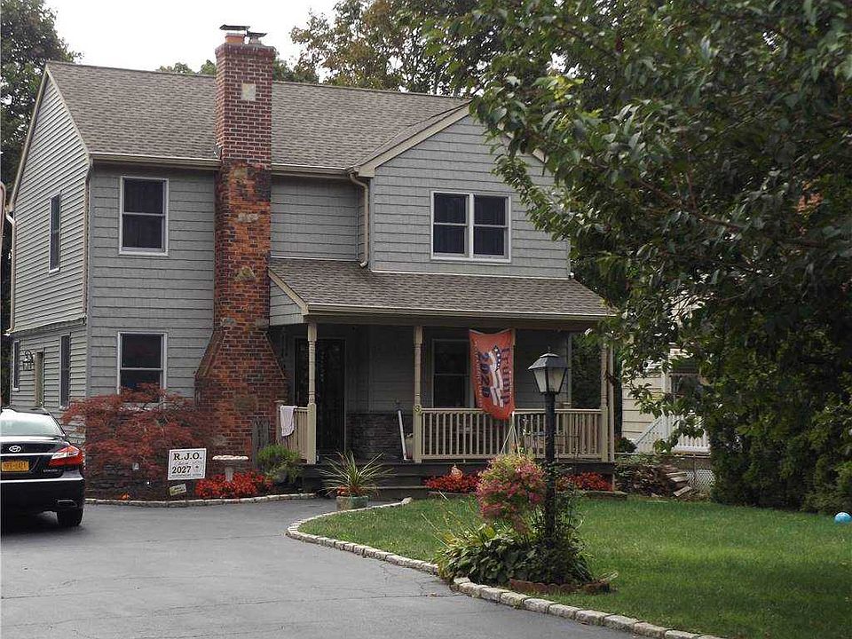 1st image of 34 Hilden St