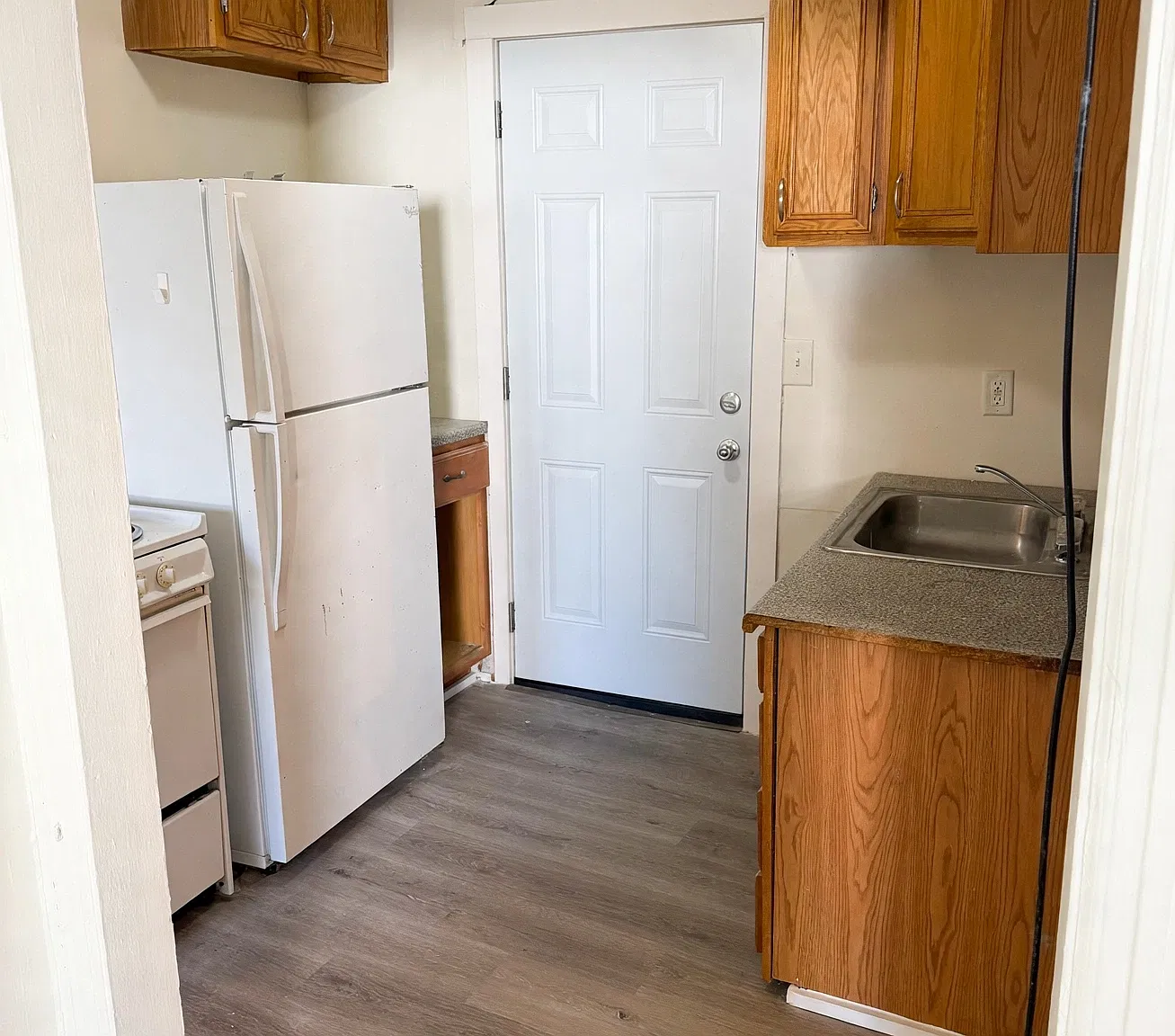 1 bed, 1000 sqft, $1,200 — Photo 3