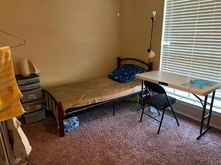 1349 Evergreen Dr — Photo 3