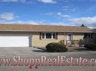 3011 Ridgecrest Dr, Casper, WY 82604