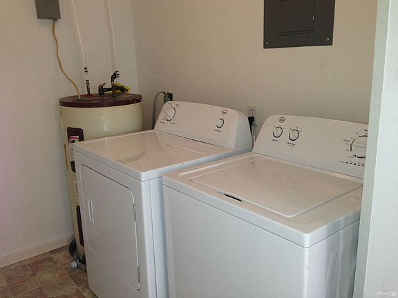 Full Size W/D Included