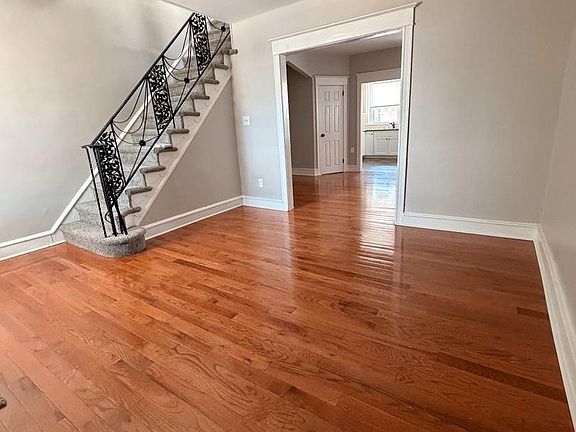 4th image of 4718 Sheffield Ave