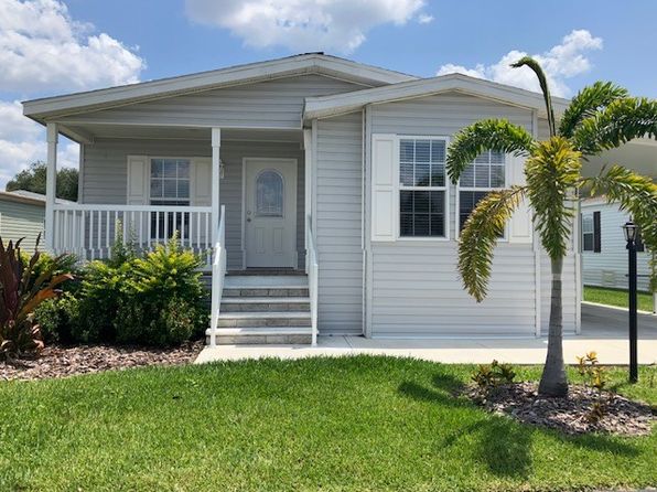 2552 NE Turner Ave #63