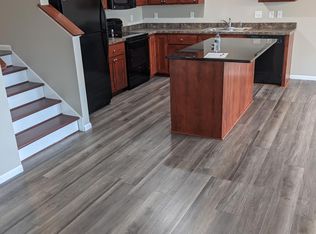 6788 Gingham Ct, Monticello, MN 55362
