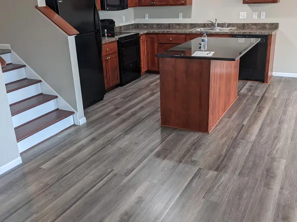 6788 Gingham Ct, Monticello, MN 55362