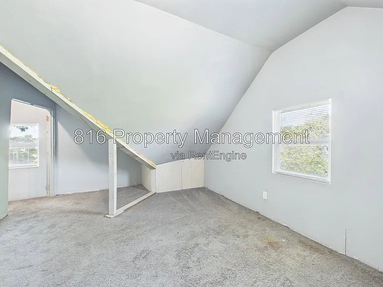 1256 Pennsylvania Ave — Photo 30