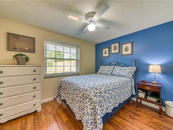 5th image of 2917 Burr Oak Dr