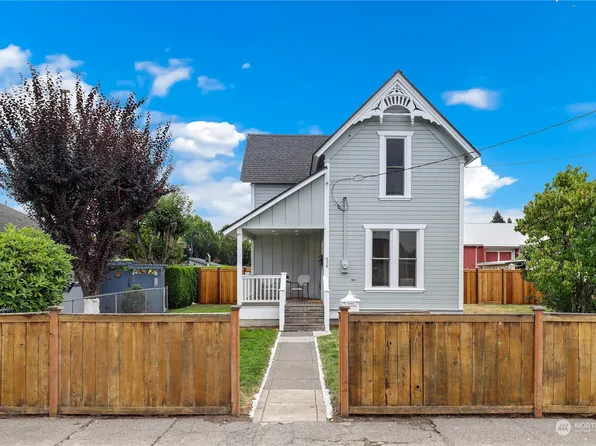 638 Elizabeth Street, Sumner, WA 98390