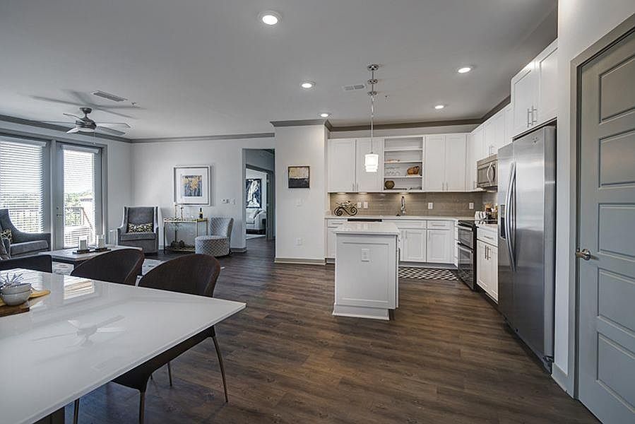 Tapestry at Brentwood Town Center Apartment Rentals Brentwood, TN