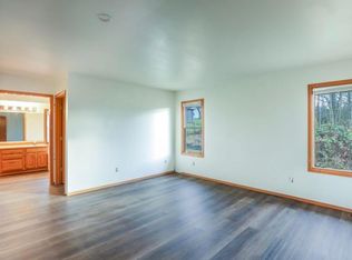 6704 57th St NE, Marysville, WA 98270
