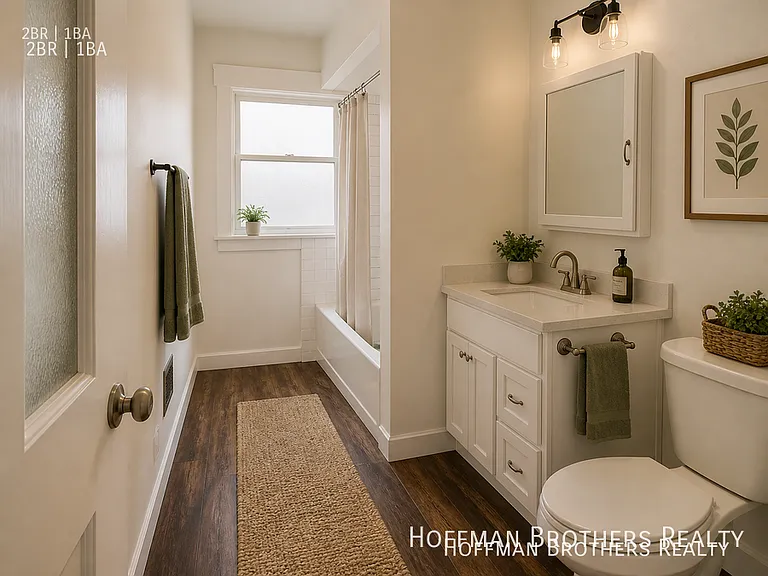 1325 E 3rd St #1325 — Photo 3
