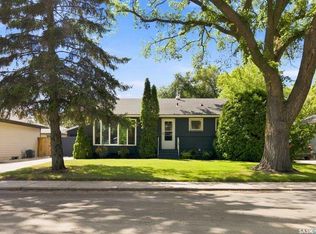 2602 Paul Cres, Saskatoon, SK S7J2T6