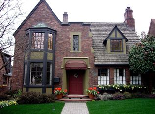 2306 16th Ave E, Seattle, WA 98112