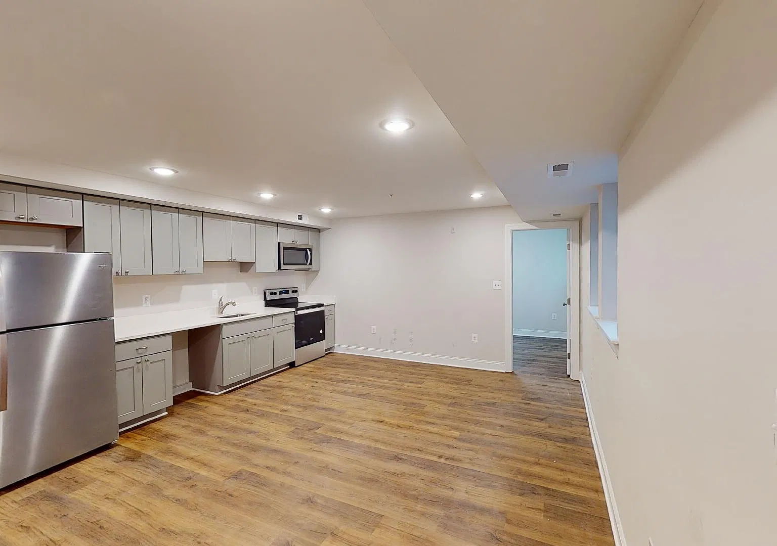 232 Hamilton St NW — Photo 4