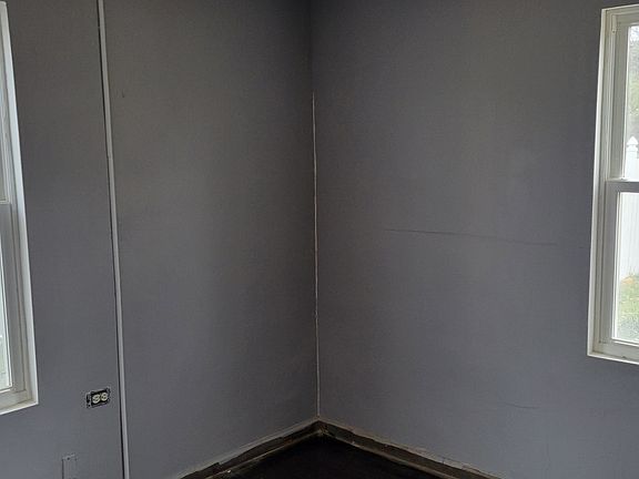 3rd image of 2212 Avalon Pl