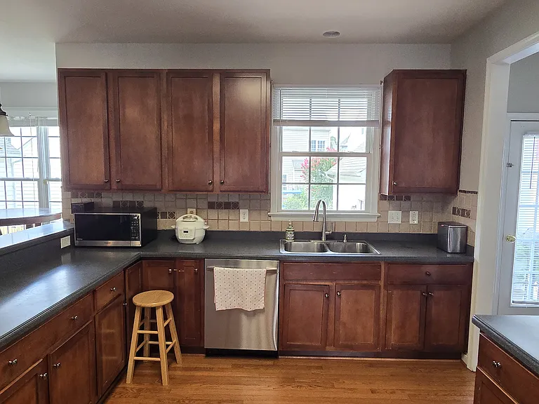 4804 Coachmans Landing Ct — Photo 20