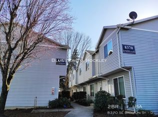 8370 SE Brooklyn St #D, Portland, OR 97266