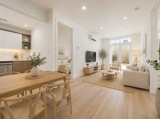 27-16 21st St #1A, Astoria, NY 11102