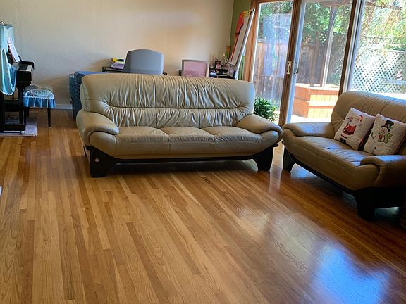 5th image of 912 Rose Blossom Dr
