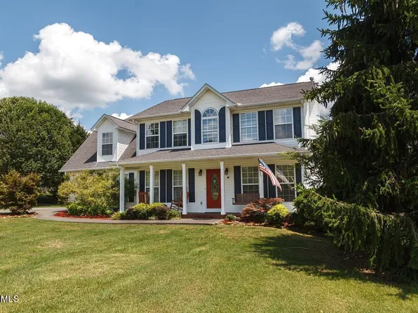 834 Garners Landing Blvd, Seymour, TN 37865