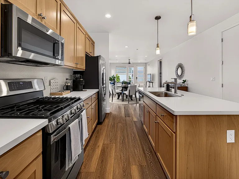 Thea Ave — Photo 6