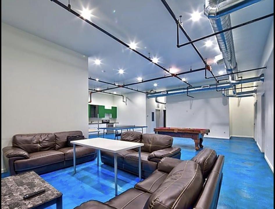 2nd image of 60 Court St