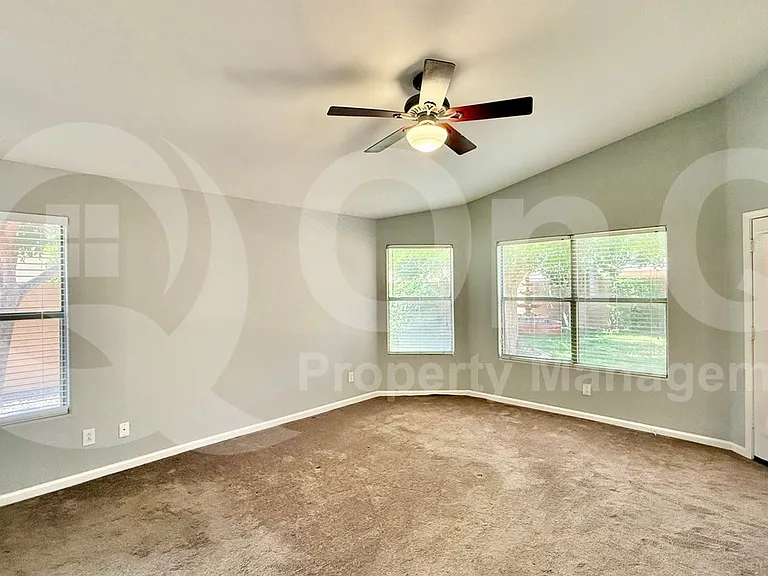 1530 E Toledo St — Photo 15