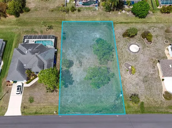 9 Long Meadow Ln #217, Rotonda West, FL 33947