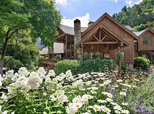 212 Sweethart Pl, Waynesville, NC 28786